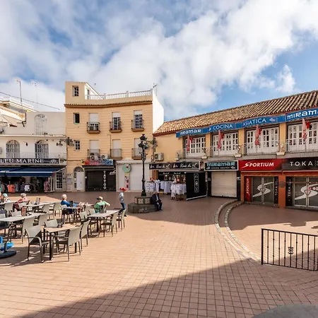 Malagasuite Holidays Apartament